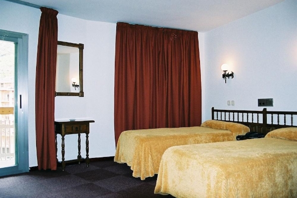Hotel Folch (Sant-Julià-de Lòria )